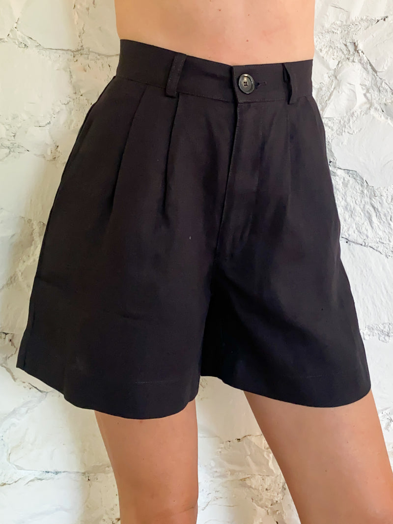 The Shorts - Black Linen