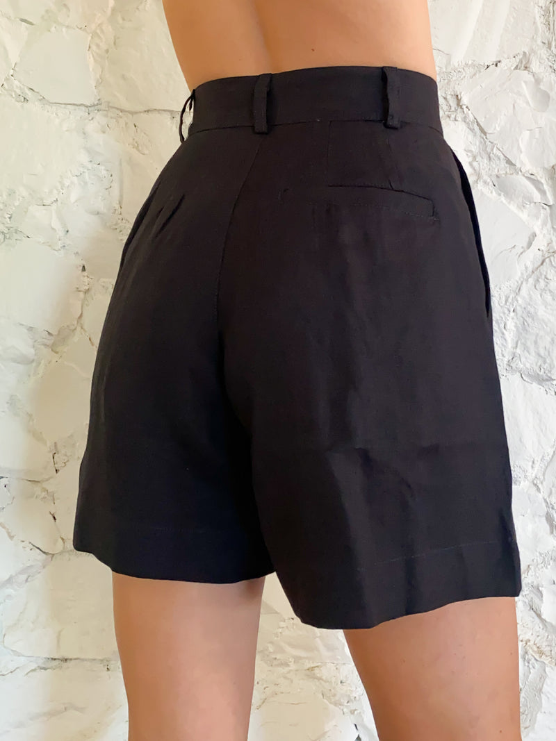 The Shorts - Black Linen